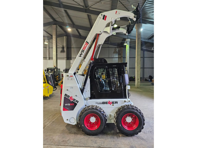 Минипогрузчик с бортовым поворотом BEAVER WS50